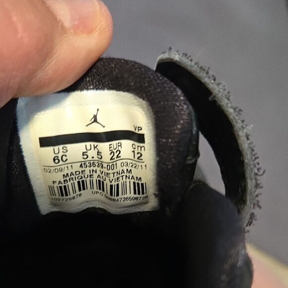 Baby Jordan Black Suede Sneakers with Velcro Strap - Picture 5 of 6